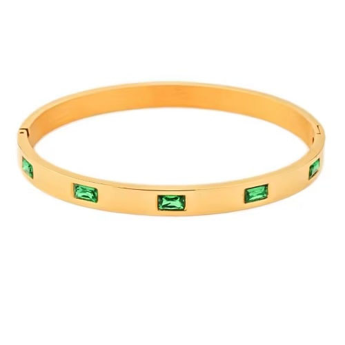 Reyanne Emerald Bezel Set  Diamond Bracelet