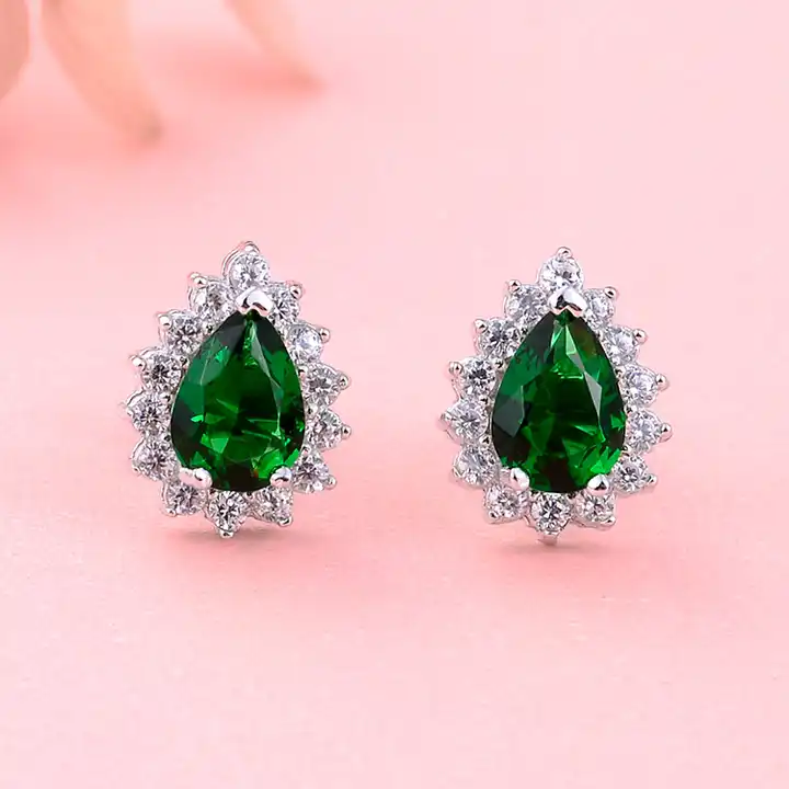 Anske Emerald  Diamond Earrings