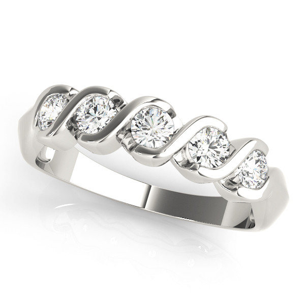 Natural Bar-Set Diamond Ring